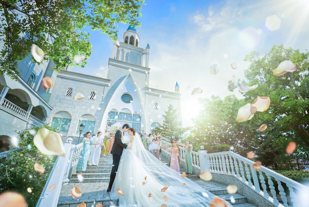 40年で12,300組以上の結婚式をお手伝い！2世代にわたる幸せの舞台がここに。