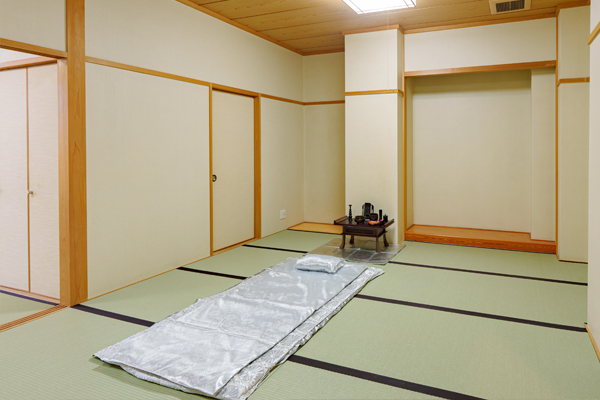 霊安室