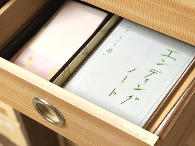 やることが多くて迷う人へ｜最初はエンディングノートから始めよう