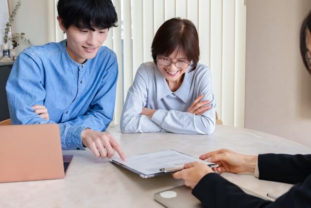 親と一緒に取り組む終活のステップ