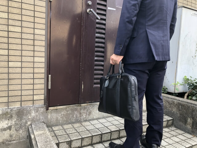 訪問勧誘にはどう対応する?玄関先で完結させる3ステップ